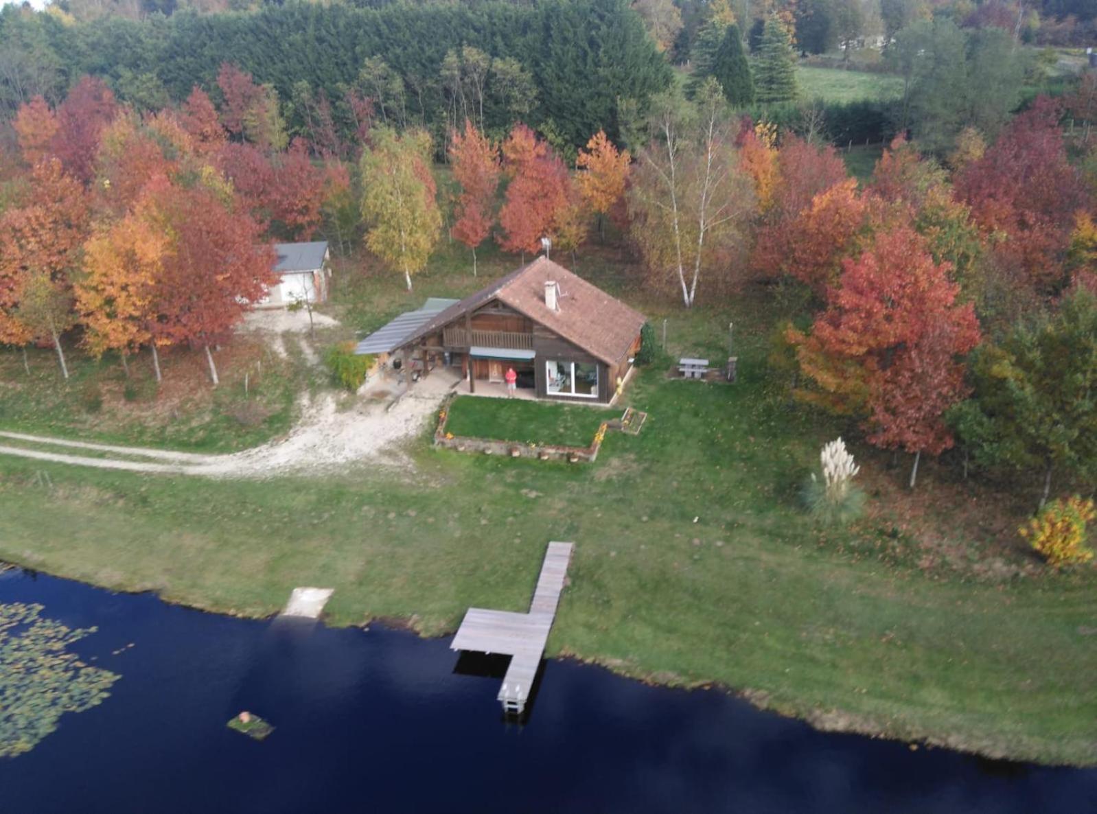 Lieux-Au-Lac Augignac Bagian luar foto