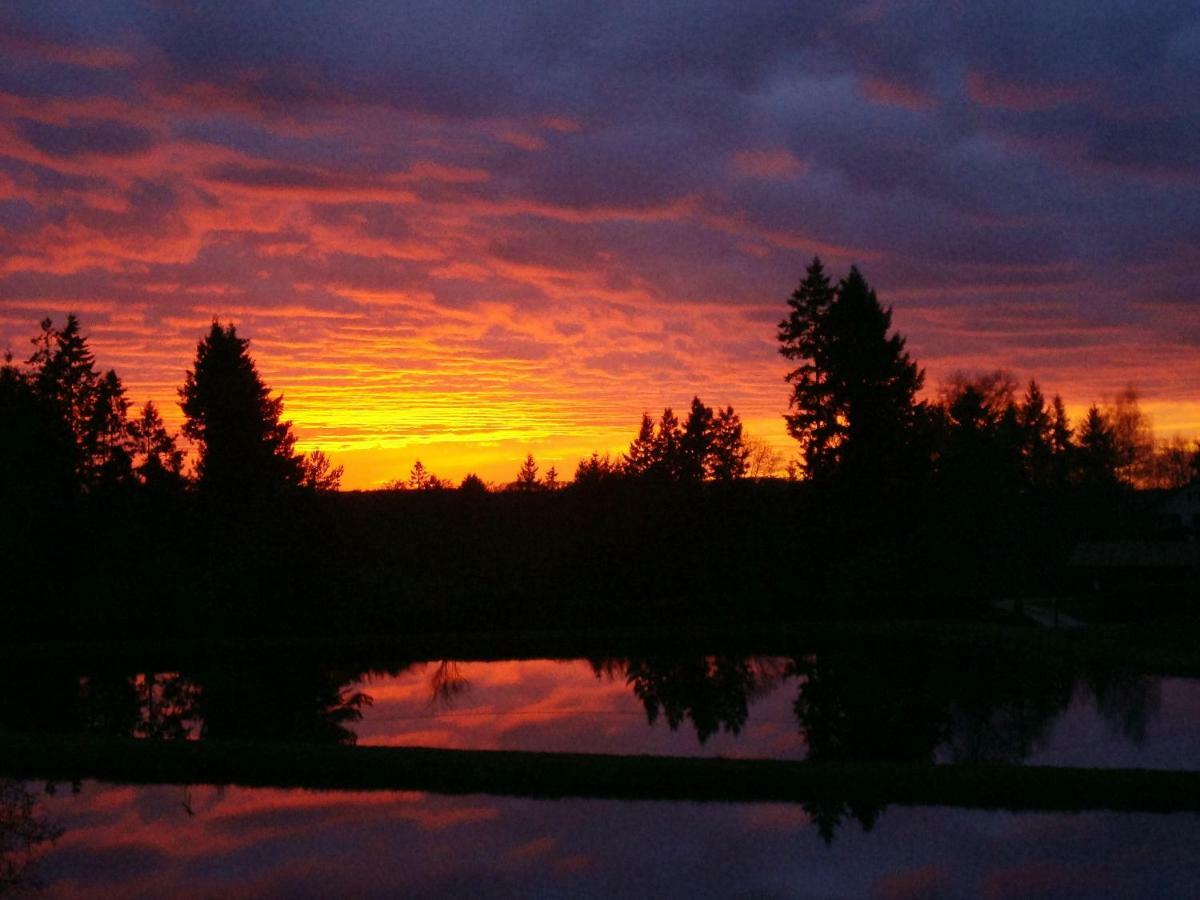 Lieux-Au-Lac Augignac Bagian luar foto